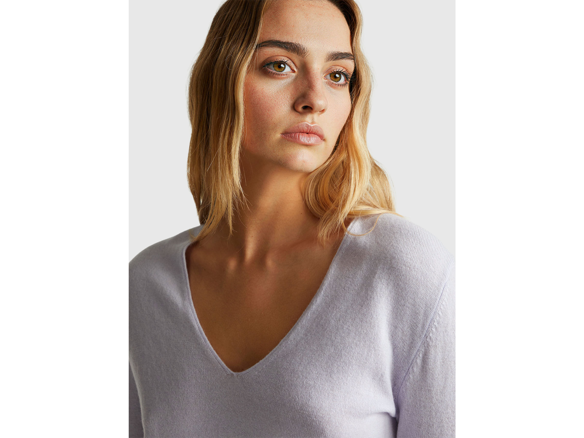 V NECK SWEATER L/S Women image number 4